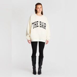 The bar GIGI SWEATSHIRT
limited edition room apres ski
New with tags